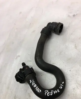 Peugeot 2008 II Engine coolant pipe/hose