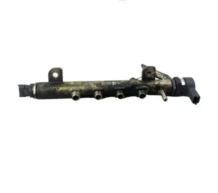 Opel Vectra C Fuel main line pipe 55200251 062461L2 0445214057