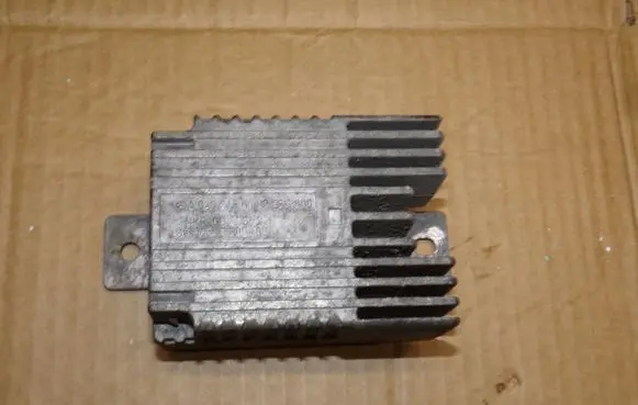 Mercedes-Benz A W168 Coolant fan relay A0235456832
