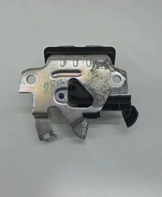 Volkswagen PASSAT B8 Loading door lock 3G082750310S