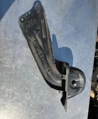 Rear upper control arm/wishbone