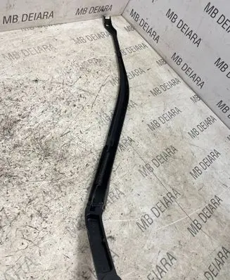 Maserati Levante Front wiper blade arm 670032336 898137900