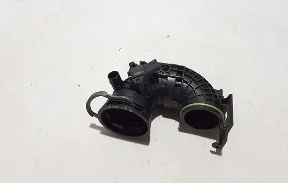 Cupra Formentor Intercooler hose/pipe 04E145641