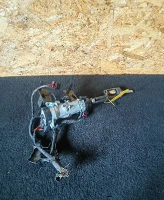 Seat Ibiza IV (6J,6P) Ignition lock 1K0905851