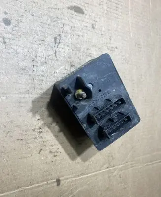 Fiat Ducato Glow plug pre-heat relay 0281003018