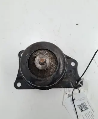 Volkswagen Polo V 6R Engine mount bracket 6Q0199262BD 6R0199167R