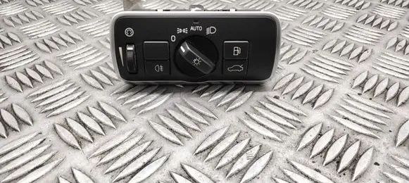 Light switch