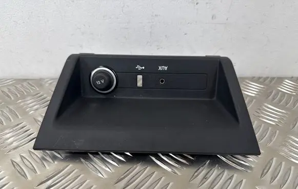 Skoda Fabia Mk3 (NJ) Other dashboard part 6V0857367A 5Q0035724