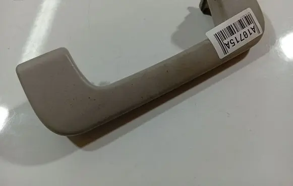 Audi A6 S6 C6 4F Front interior roof grab handle 8P0857607C