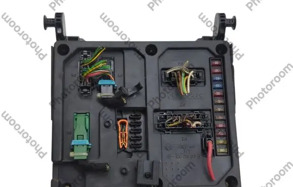 Ford Galaxy Fuse module S110730200F 7M3962258L 603517236