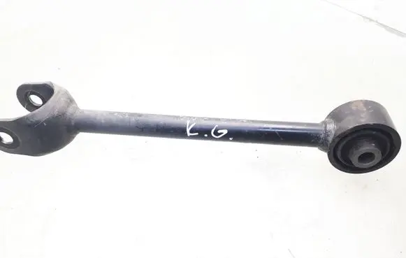 Rear control arm