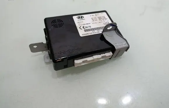 Hyundai i40 Central body control module 954003Z465