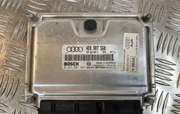 Audi A8 S8 D3 4E Engine control unit/module 4E0907560 4E0910560D 0261207891