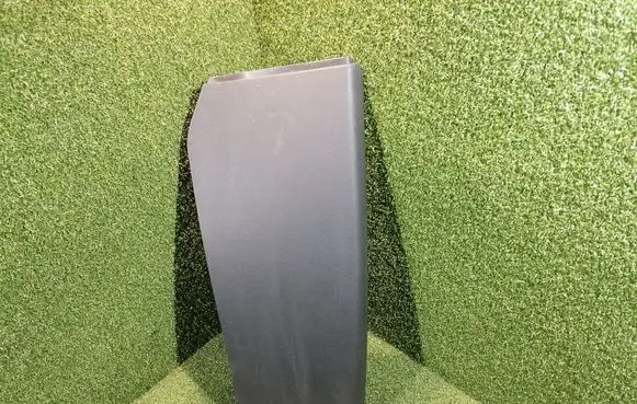 (B) pillar trim (bottom)