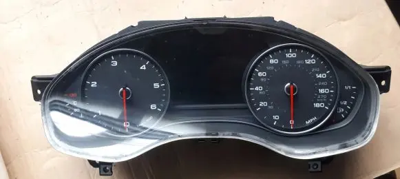Audi A7 S7 4G Speedometer (instrument cluster) 4G8920981S