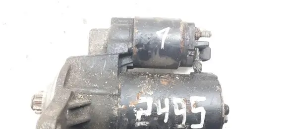 Volkswagen Golf IV Starter motor 1005821879 2495