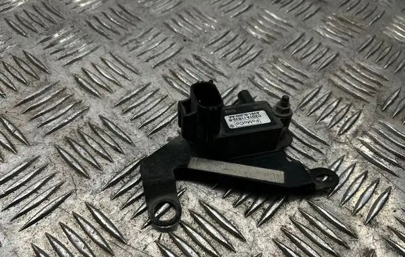 Ford S-MAX Exhaust gas pressure sensor AV615L200AA AV615L200 CZQ7A11B22B