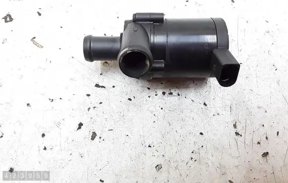 Audi A3 S3 8P Electric auxiliary coolant/water pump 1K0965561J