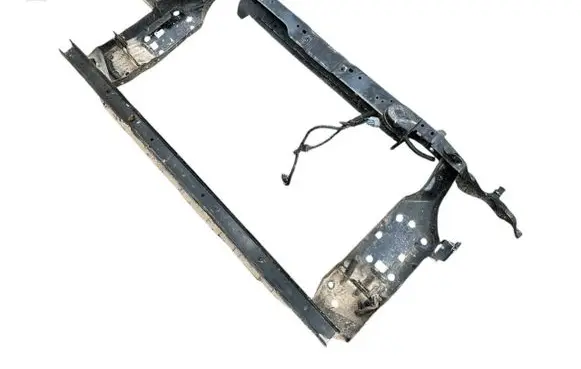 Nissan Qashqai Radiator support slam panel