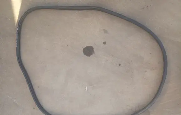 Mazda 6 Front door rubber seal