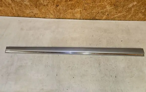 Mercedes-Benz C W203 Front door trim (molding) A2036905062