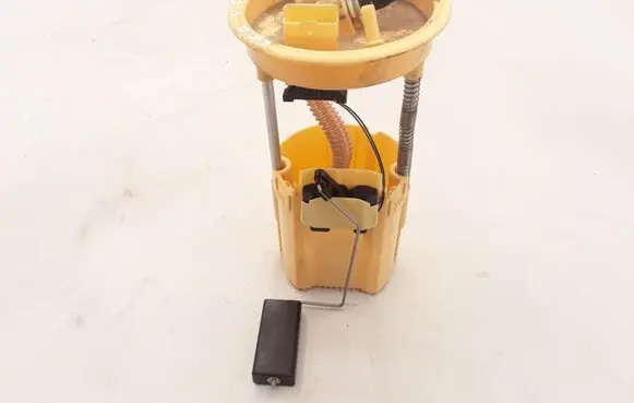 Volvo V70 In-tank fuel pump 8621918