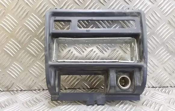 Subaru Legacy Radio/GPS head unit trim 