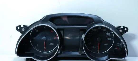 Audi A5 8T 8F Speedometer (instrument cluster) 8T0920983B