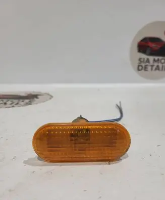 Ford Fiesta Front fender indicator light 2s6a13k354