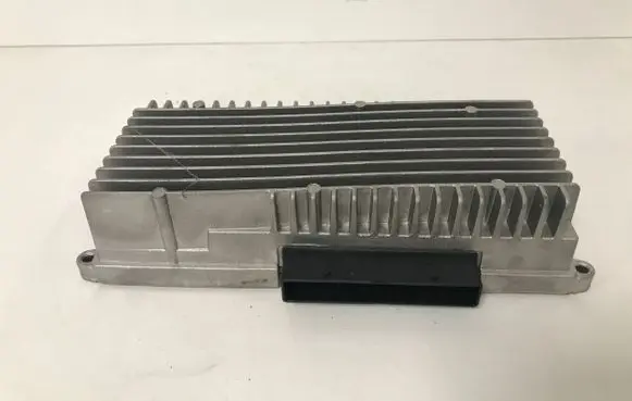 Audi A5 8T 8F Sound amplifier 8R0035223F