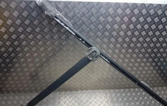 KIA Carnival Roof transverse bars on the 