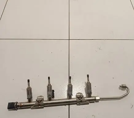Volkswagen Golf VII Fuel injection system set 04E133320D 1721711779 25674