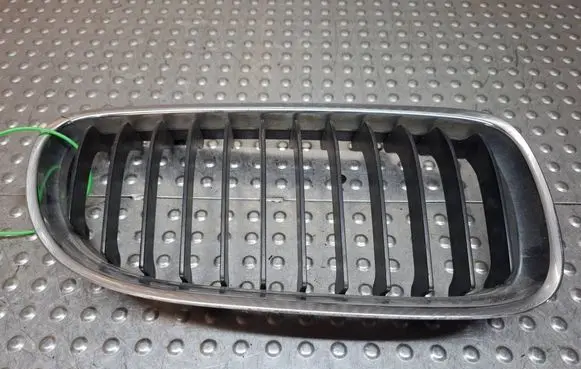 BMW 3 E90 E91 Front grill S27705408 7201968