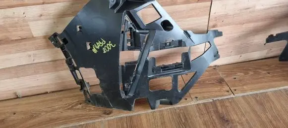 Peugeot 3008 III Front bumper mounting bracket 9839795180