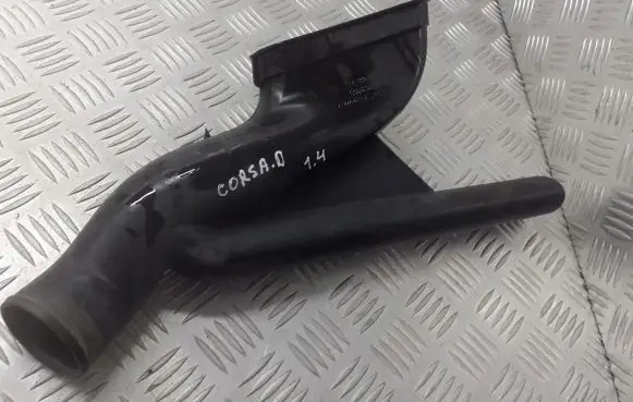 Opel Corsa D Intake resonator 55557182