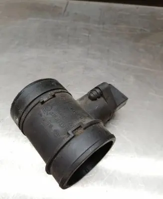 Audi A8 S8 D2 4D Mass air flow meter 057906461C 0281002435