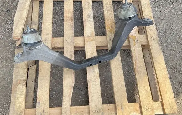 Audi Q7 4L Front subframe 7L6199207B