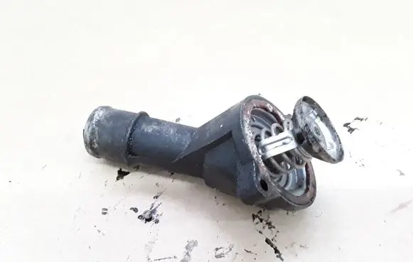 SsangYong Rexton Thermostat/thermostat housing 6612033274
