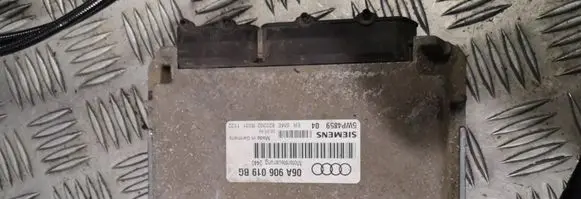 Audi A3 S3 8L Engine control unit/module 06a906019bg