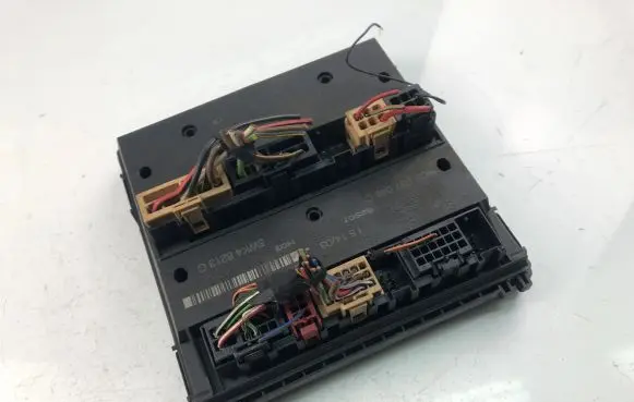 Volkswagen Golf VI Other control units/modules 6Q2937049C