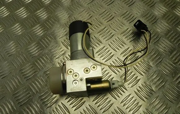 Tailgate/trunk/boot lift motor