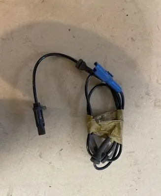 Peugeot 508 Front ABS sensor wiring 