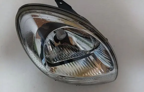 Renault Kangoo II Headlight/headlamp 7701069079