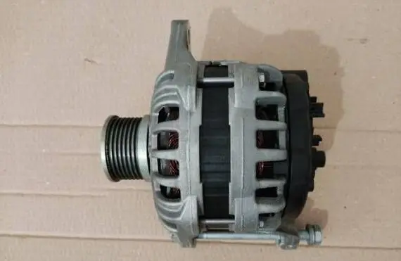 Iveco Daily 6th gen Generator/alternator 5802217842
