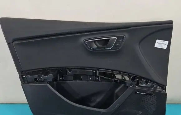 Seat Leon (5F) Front door card panel trim 5F4867131L IMPRK1516681