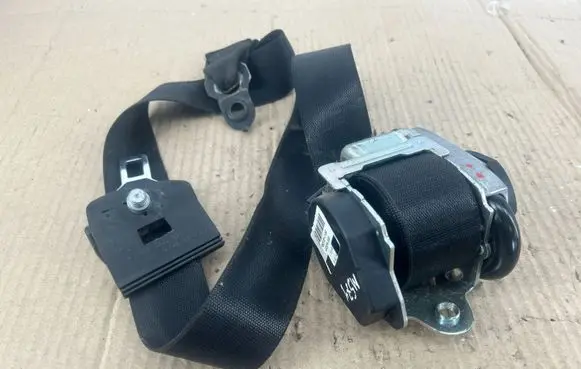 Volkswagen Crafter Front seatbelt 2018680222