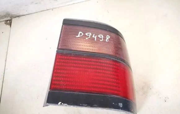 Volkswagen PASSAT B3 Rear/tail lights 333945112