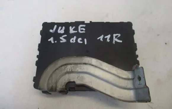 Nissan Juke I F15 Comfort/convenience module