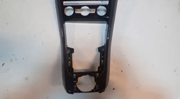 Volkswagen T-Roc Center console 2GA863099
