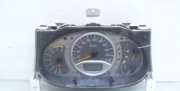 Nissan Almera Tino Speedometer (instrument cluster) BUO601631648 1631648